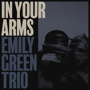 游泳爆乳露双奶头被教练玩弄
