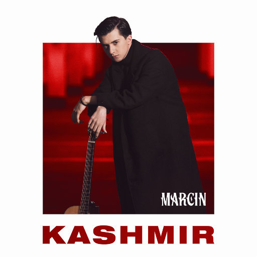 游泳爆乳露双奶头被教练玩弄
